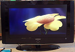 Samsung LNT3242 32 inch LCD TV for sale